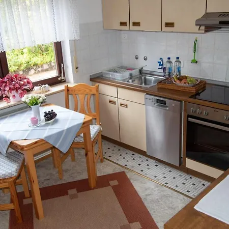 Apartmán Im Dornroeschendorf