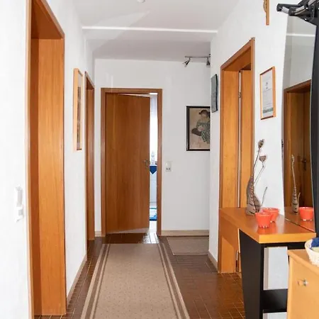 Silberg Apartment *